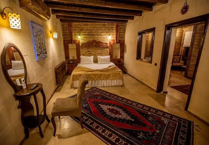 Cappadocia Aurora Cave נבשהיר